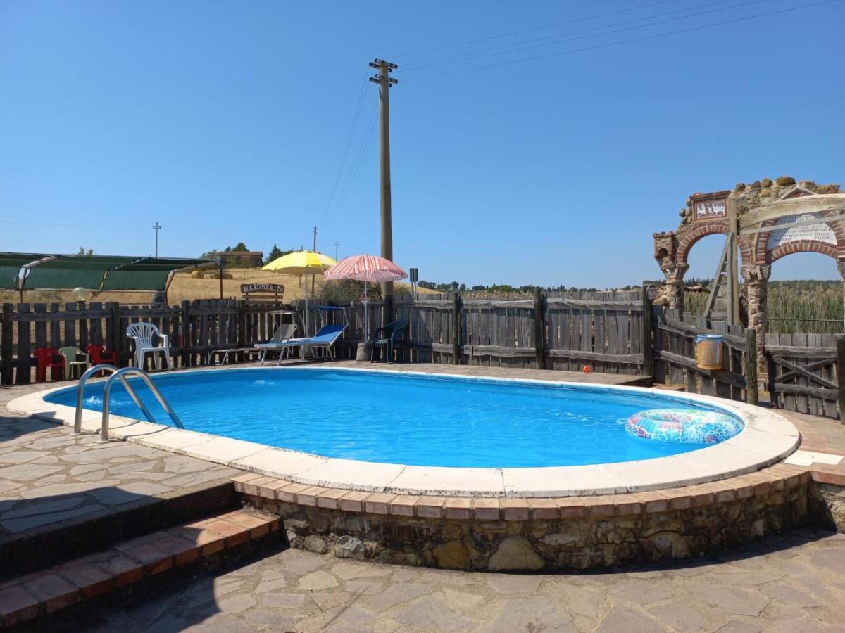 Agriturismo Podere Cherzo チニジャーノ エクステリア 写真