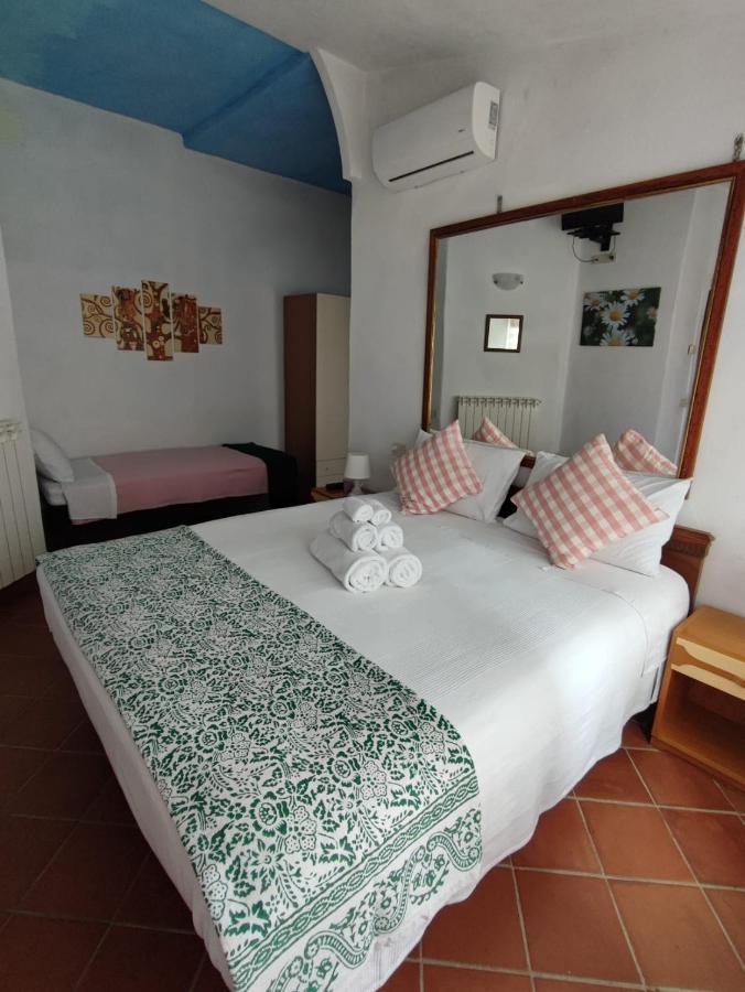 Agriturismo Podere Cherzo チニジャーノ エクステリア 写真