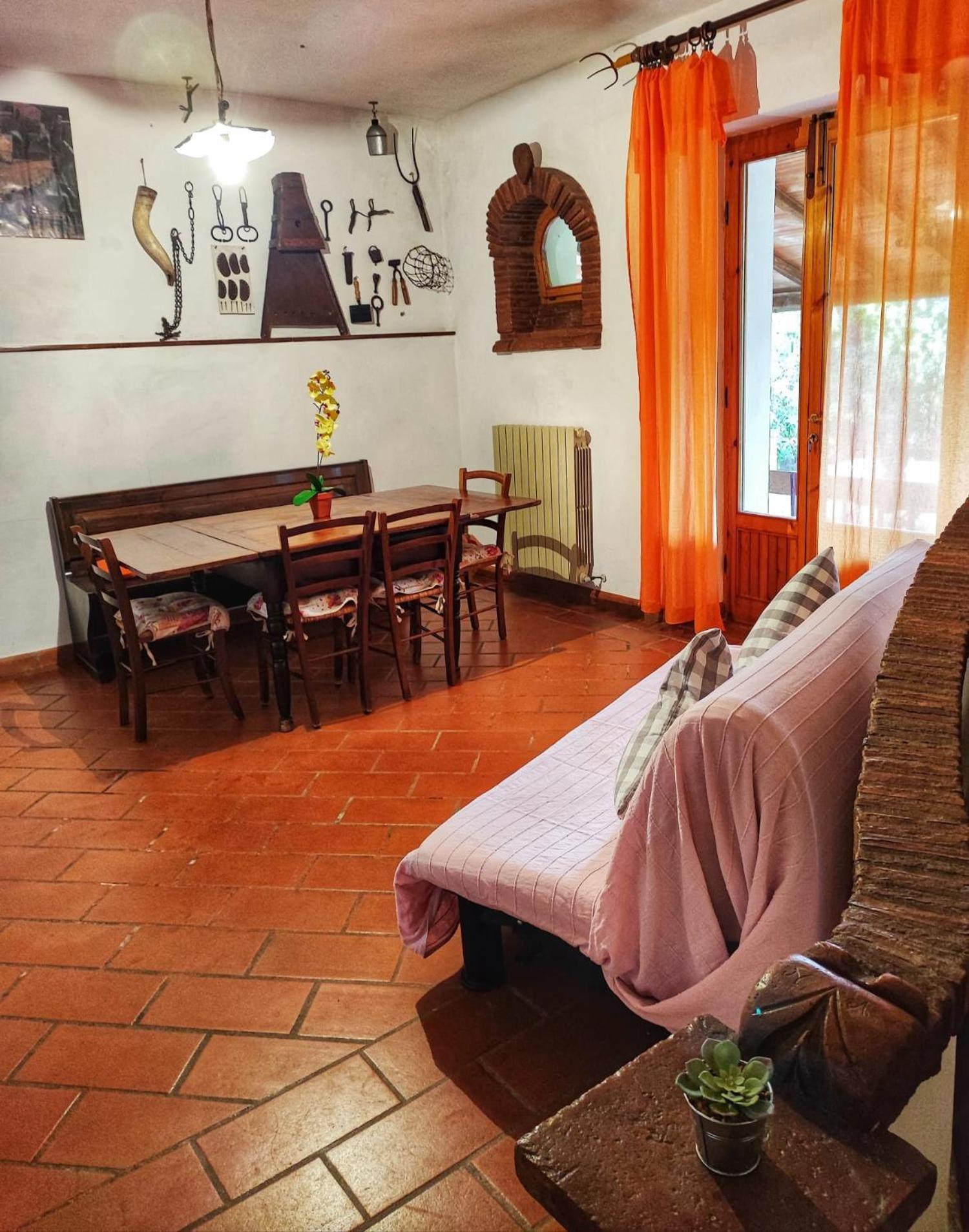Agriturismo Podere Cherzo チニジャーノ 部屋 写真